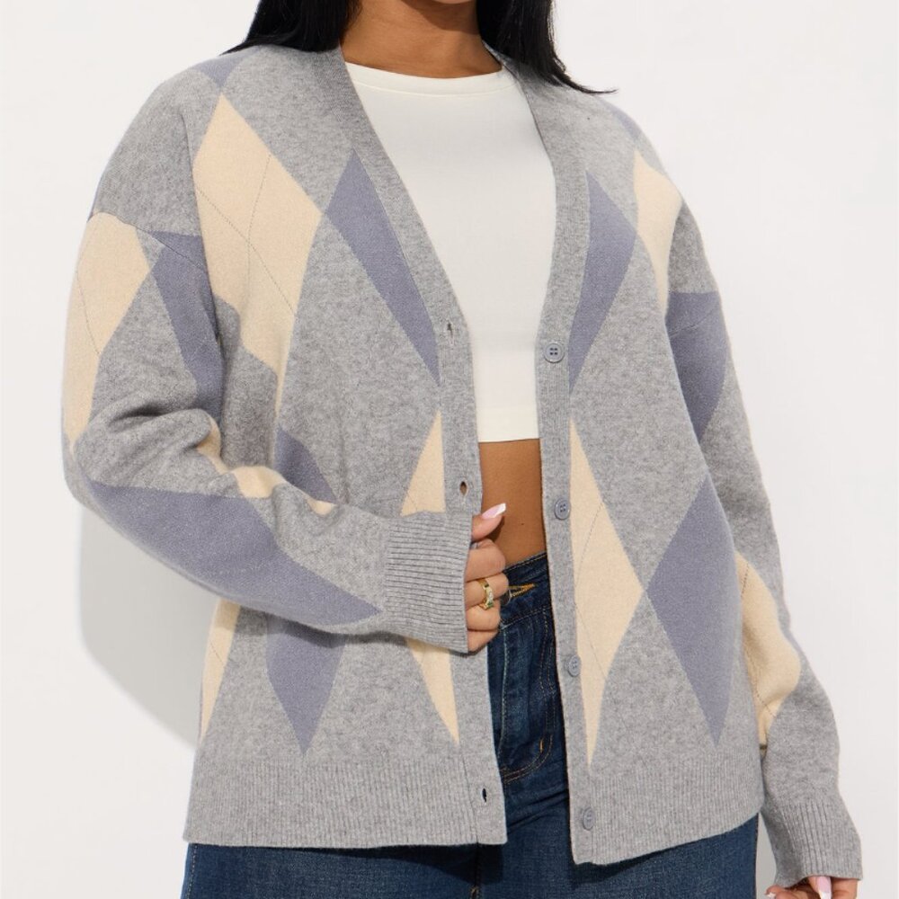 Fashion Nova Oversized Argyle Cardigan Size S - New - Picture 2 of 5